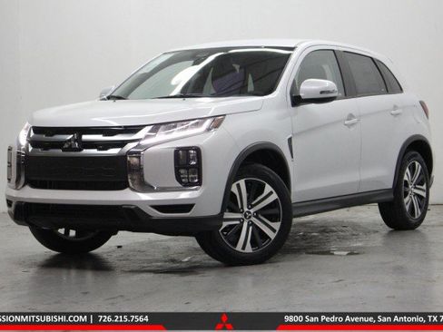 New 2026 Mitsubishi Outlander Sport SE image 1