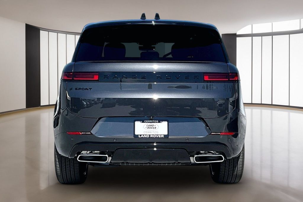 New 2026 Land Rover Range Rover Sport Dynamic SE AWD/4WD image 4