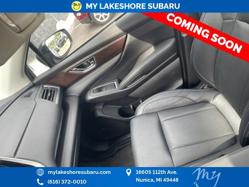 Used 2024 Subaru Ascent Touring AWD/4WD image 5