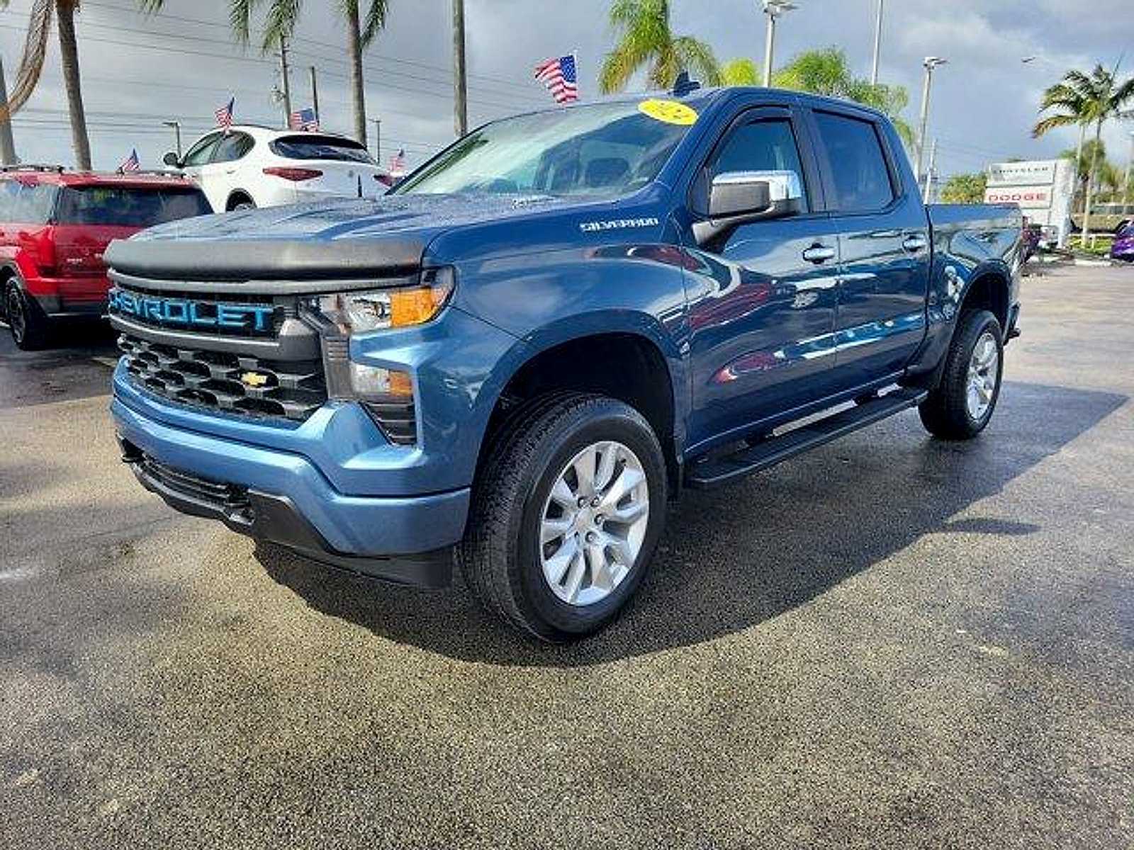 Used 2024 Chevrolet Silverado 1500 Custom RWD image 3