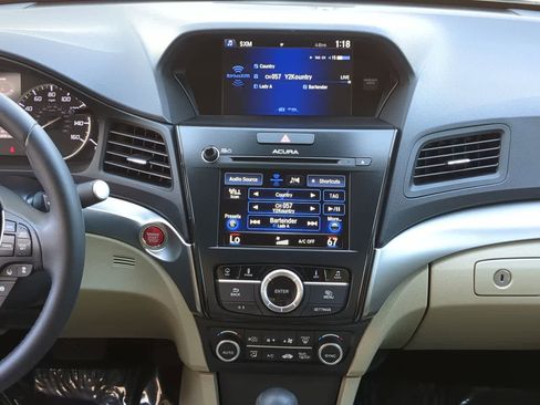 Used 2018 Acura ILX w/ Premium Package image 29