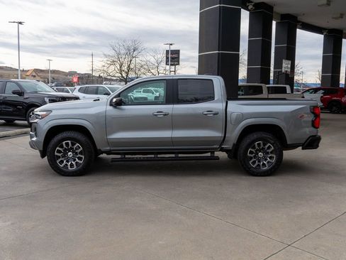 Used 2024 Chevrolet Colorado Z71 w/ Z71 Convenience Package 2 AWD/4WD image 4