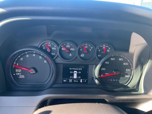 Used 2025 Chevrolet Silverado 1500 Custom Trail Boss w/ Turbomax Blackout Package image 19