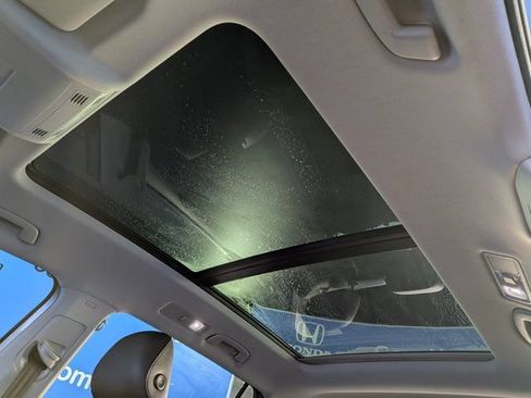 Used 2019 Volkswagen Tiguan SE w/ Panoramic Sunroof Package AWD/4WD image 23