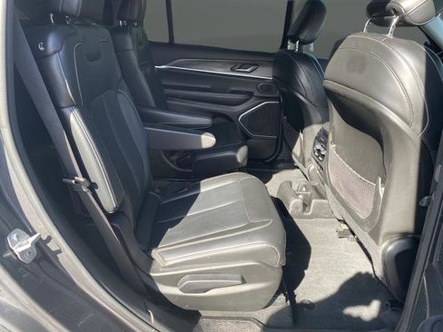 Used 2022 Jeep Grand Cherokee L Limited image 36