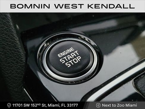 Used 2024 Kia Sportage EX image 19