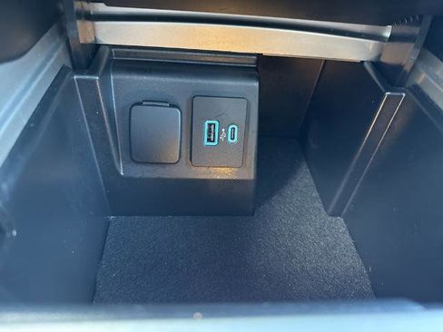 Certified 2024 Ford Explorer ST w/ Equipment Group 401A image 18