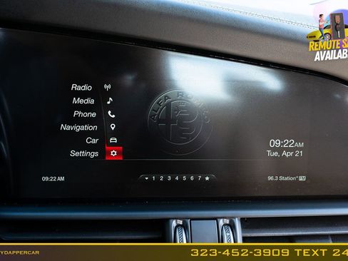 Used 2018 Alfa Romeo Giulia Ti w/ Quick Order Package 22Z Lusso RWD image 30