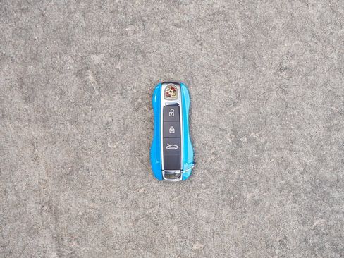 Used 2022 Porsche 911 Turbo S image 76