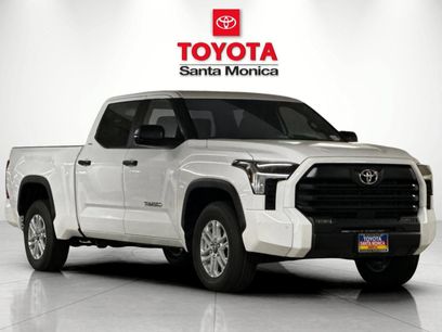 New 2026 Toyota Tundra SR5 w/ SR5 Convenience Package