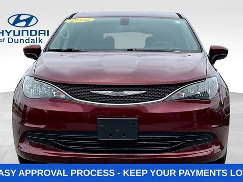 Used 2020 Chrysler Voyager LX FWD image 2