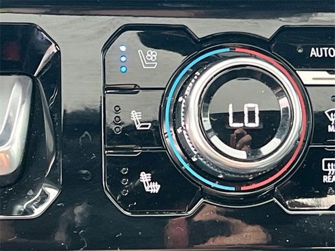 Used 2024 GMC Sierra 1500 Denali w/ Denali Reserve Package image 30