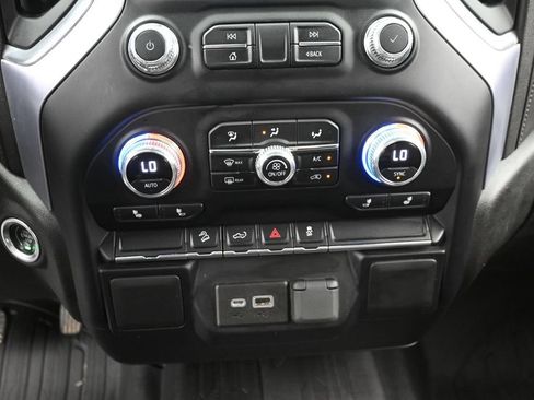 Used 2022 GMC Sierra 1500 Elevation w/ X31 Off-Road Package AWD/4WD image 19