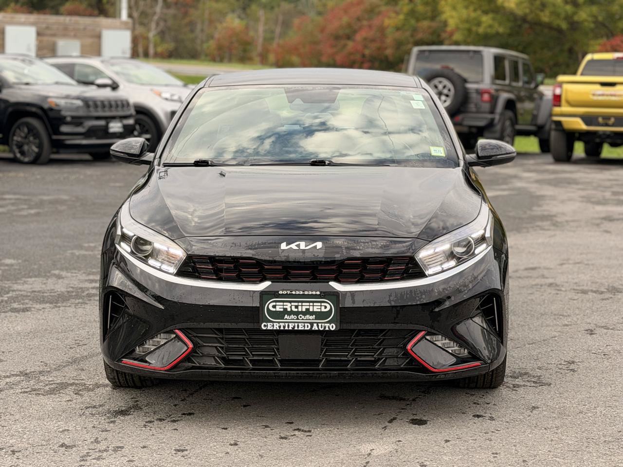 Used 2023 Kia Forte GT-Line w/ GT-Line Technology Package FWD image 2