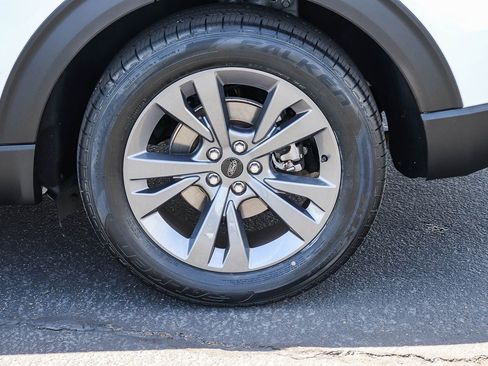 Certified 2023 Ford Explorer XLT w/ Equipment Group 202A image 8