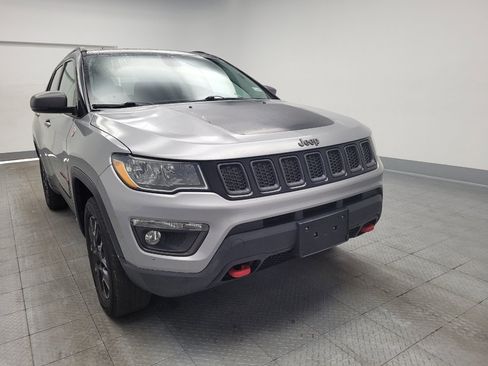 Used 2019 Jeep Compass Trailhawk AWD/4WD image 14