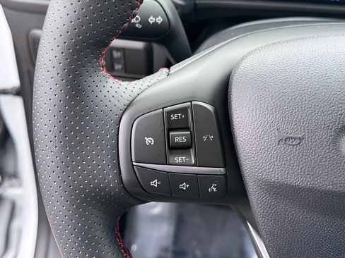 Used 2025 Ford Escape ST-Line Select image 16