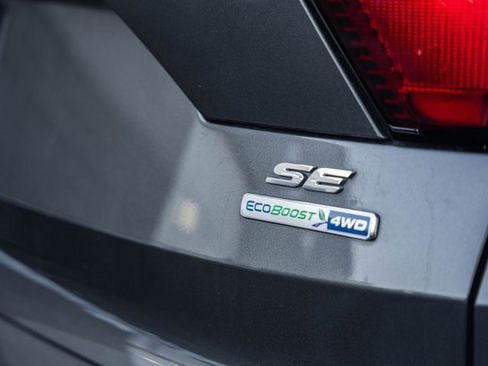 Used 2019 Ford Escape SE image 10