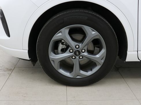 Used 2023 Ford Escape ST-Line w/ Tech Pack #1 image 10