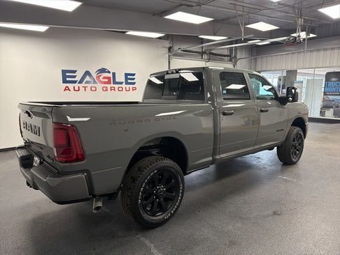 New 2026 RAM 2500 Big Horn AWD/4WD image 10