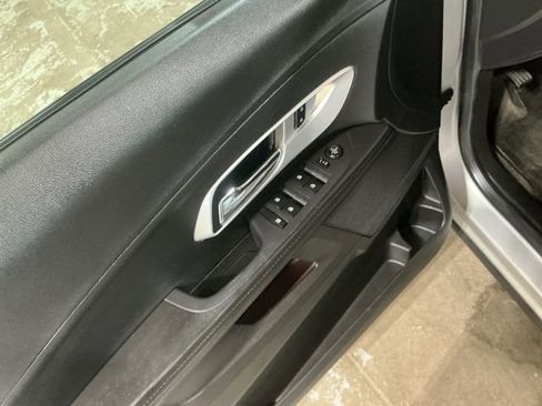Used 2015 Chevrolet Equinox LS image 13