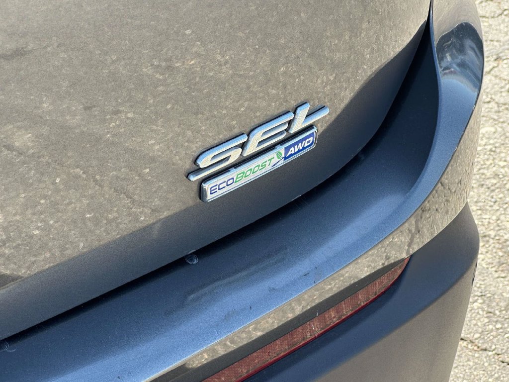 Used 2018 Ford Edge SEL w/ Equipment Group 201A AWD/4WD image 10