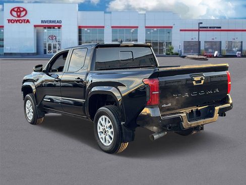Used 2024 Toyota Tacoma SR5 image 4