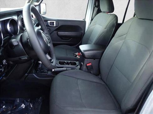 Used 2023 Jeep Wrangler Unlimited w/ Cold Weather Group AWD/4WD image 11