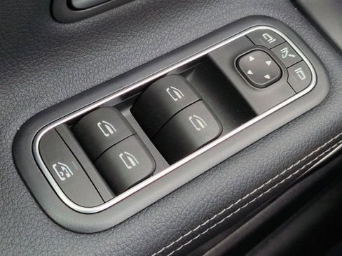 Certified 2022 Mercedes-Benz A 220 image 23