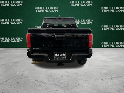 Used 2025 Toyota Tacoma SR5 image 6