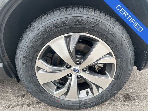 Certified 2025 Subaru Ascent Premium AWD/4WD image 31