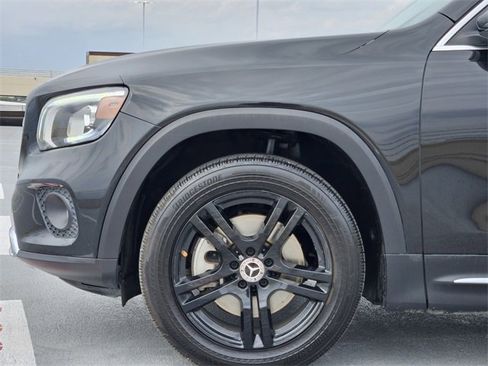Used 2020 Mercedes-Benz GLB 250 4MATIC image 9