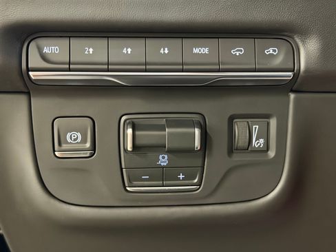 New 2026 Cadillac Escalade Platinum Sport AWD/4WD image 24