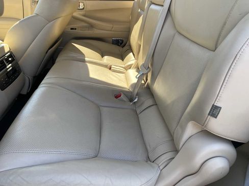 Used 2010 Lexus LX 570 4WD image 29