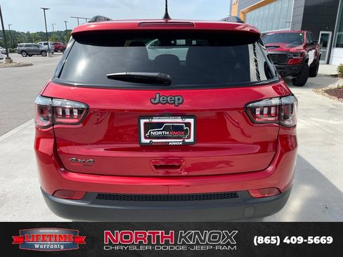 New 2026 Jeep Compass Latitude AWD/4WD image 17