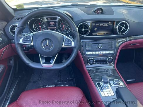 Used 2018 Mercedes-Benz SL 550 image 45
