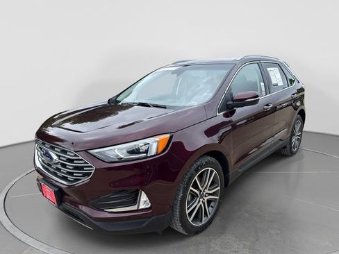 Used 2020 Ford Edge Titanium FWD image 4