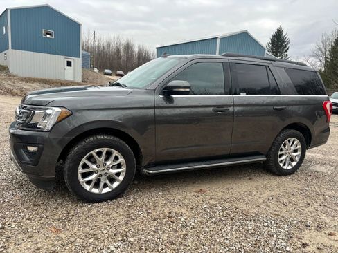 Used 2021 Ford Expedition XLT image 14