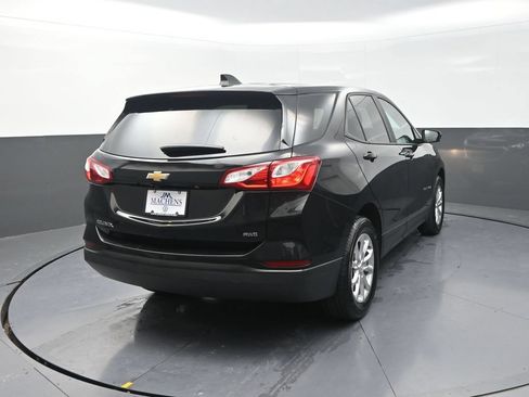 Used 2020 Chevrolet Equinox LS AWD/4WD image 11