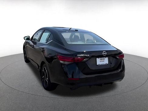 Used 2025 Nissan Sentra SV FWD image 10