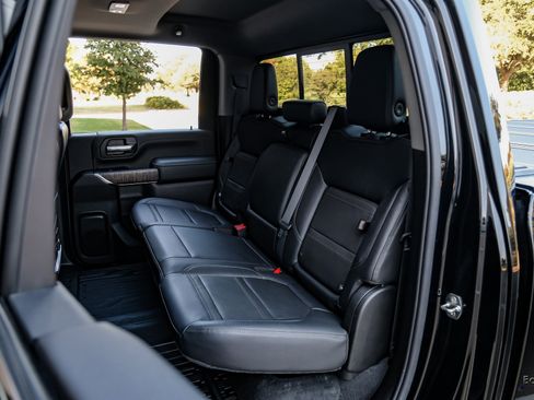 Used 2022 GMC Sierra 3500 Denali w/ Technology Package image 78