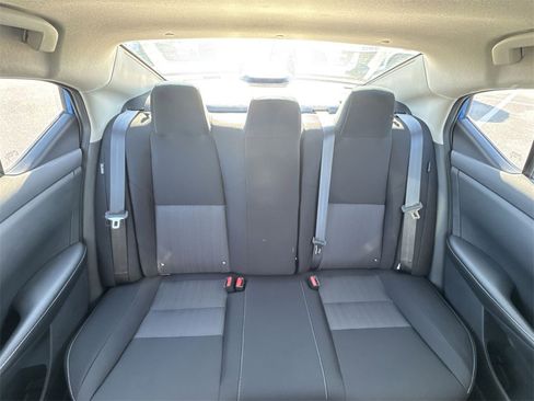 Used 2025 Nissan Sentra SV image 21