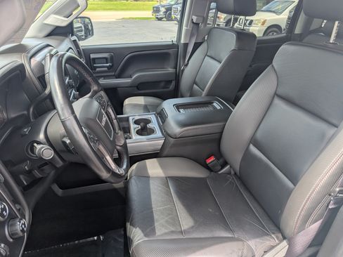 Used 2016 GMC Sierra 2500 SLT w/ All-Terrain HD Package AWD/4WD image 11
