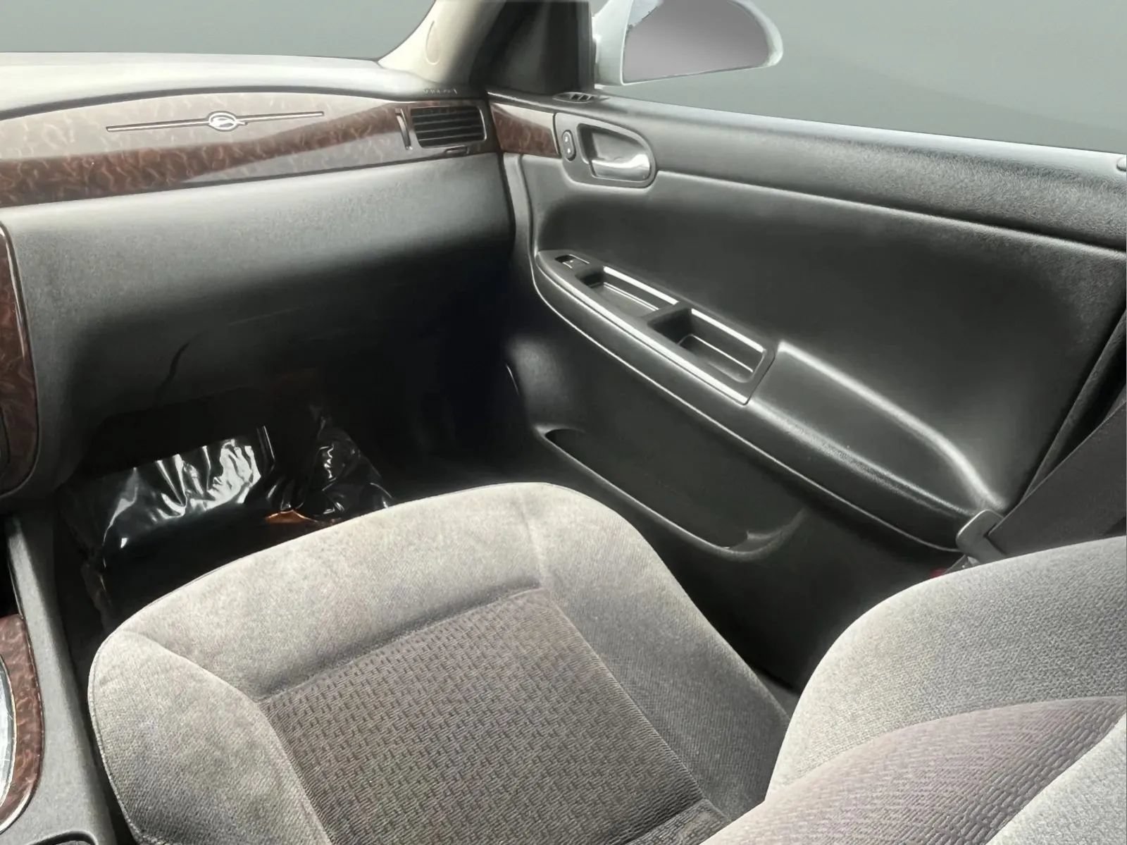 Used 2012 Chevrolet Impala LT FWD image 11