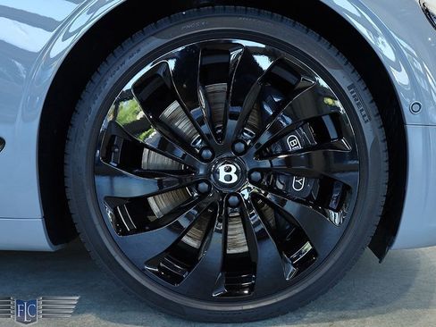 Used 2024 Bentley Continental GT V8 image 46