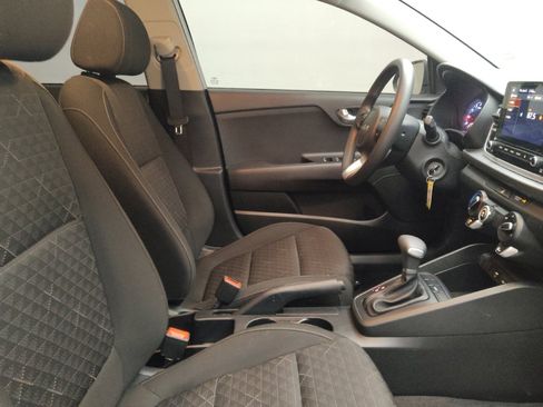 Used 2023 Kia Rio LX FWD image 21