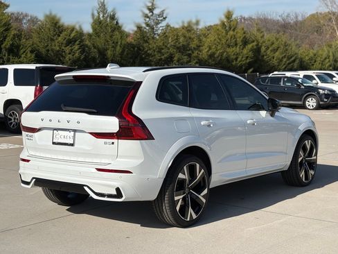 New 2026 Volvo XC60 B5 Ultra w/ Protection Package Premier image 6