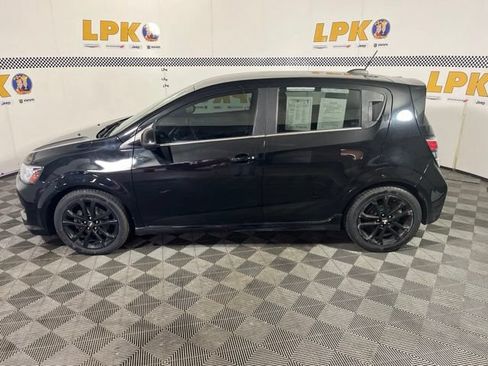 Used 2017 Chevrolet Sonic Premier FWD image 6