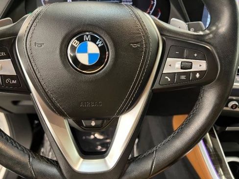 Used 2019 BMW X5 xDrive40i w/ Executive Package AWD/4WD image 16