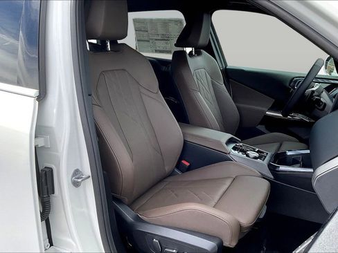 New 2026 BMW X3 xDrive30 AWD/4WD image 11